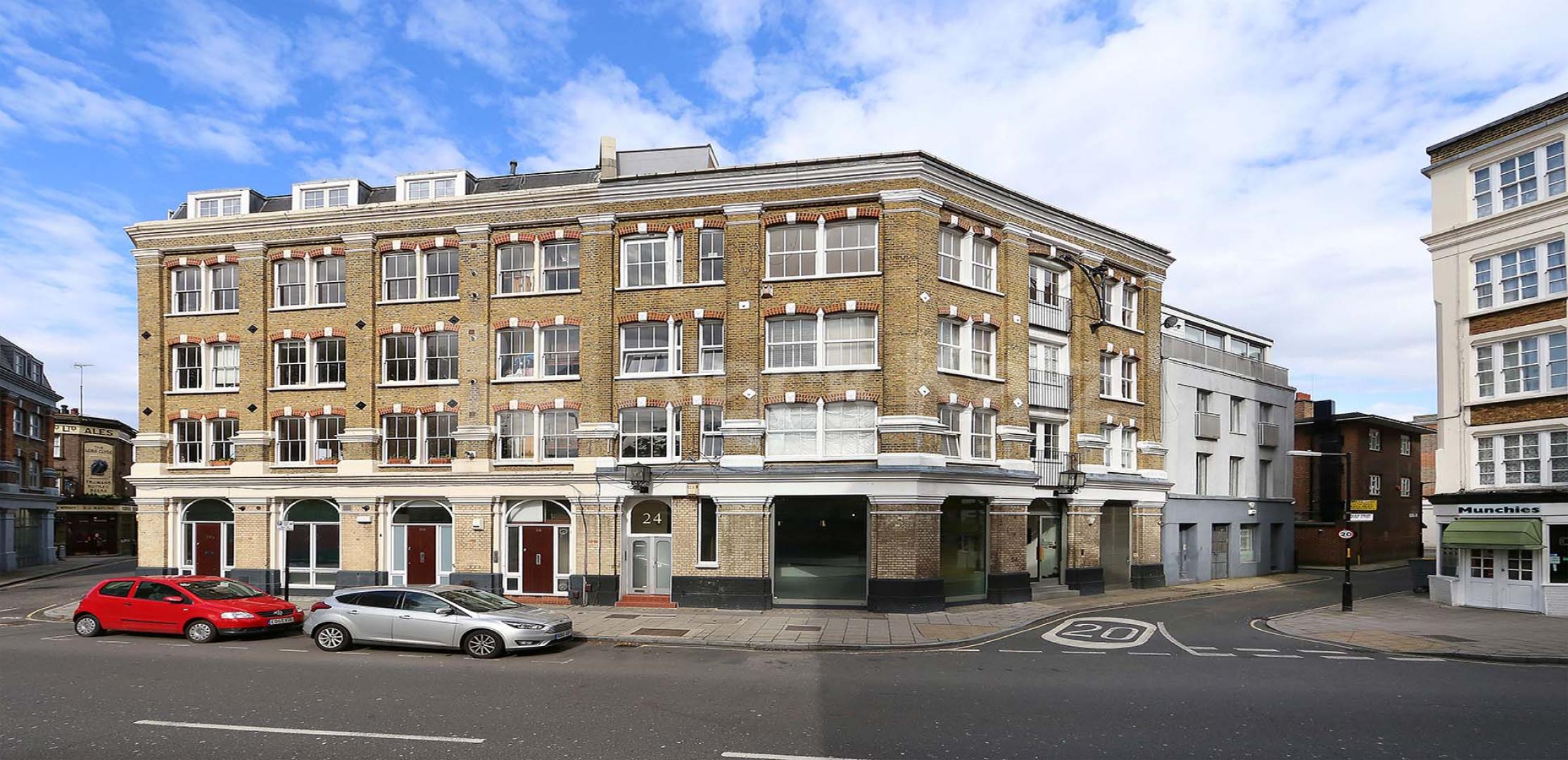 			NEW INSTRUCTION, 2 Bedroom, 1 bath, 1 reception Penthouse			 Marshalsea Road, Borough